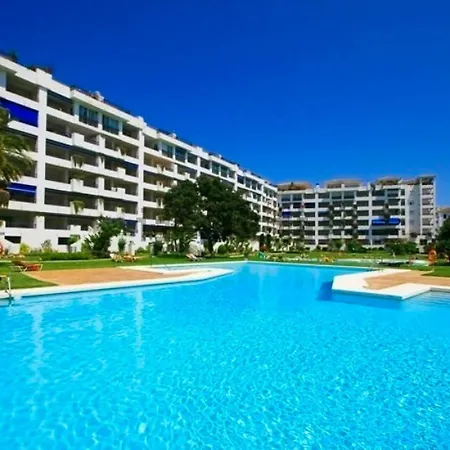 Oleholidays Jardines Del Puerto 마르베야